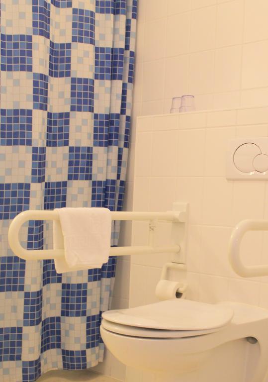 ホテル カイザー ベルリン 部屋 写真